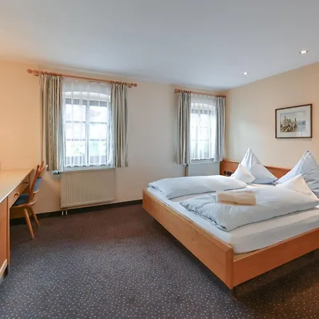 Weinbauer 3* Σβάνγκαου