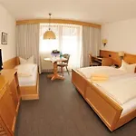 Hotel Weinbauer