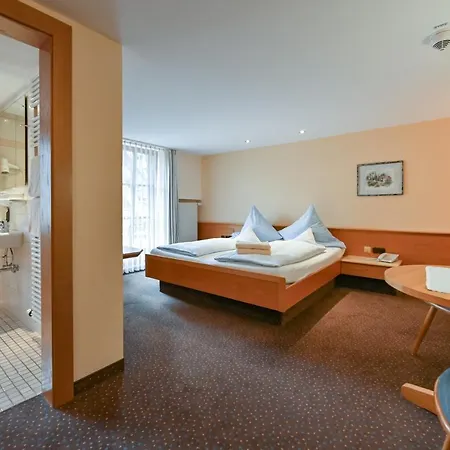 Weinbauer Hotel