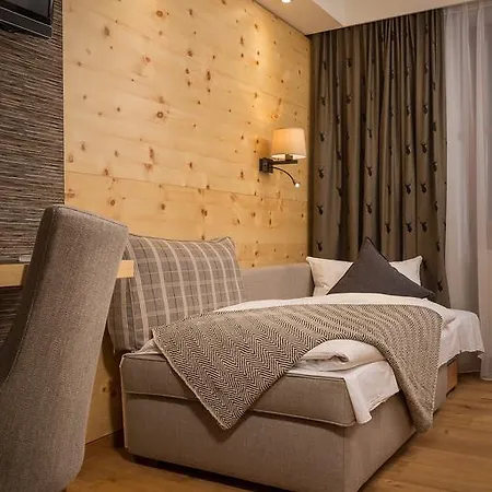 Hotel Weinbauer 3*